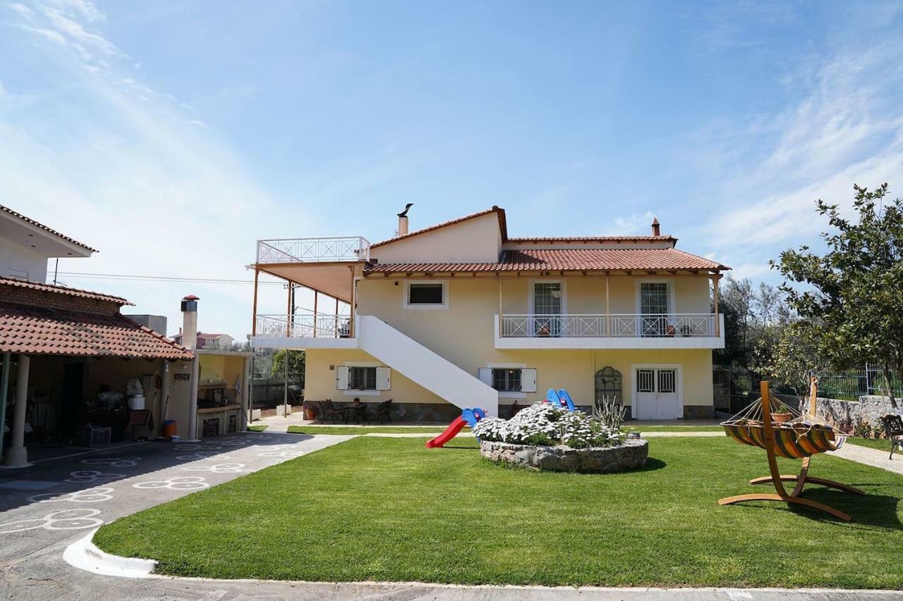 Eleni'S Holiday Home Kalamata Exterior foto